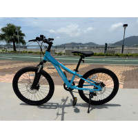 LocoBike ST-01 現貨發售中
